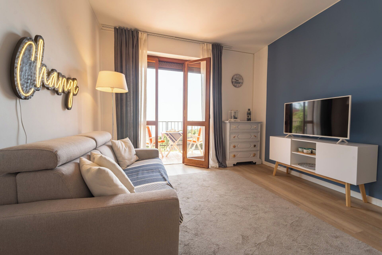 Others 5, Le Orchidee by Wonderful Italy, Imperia