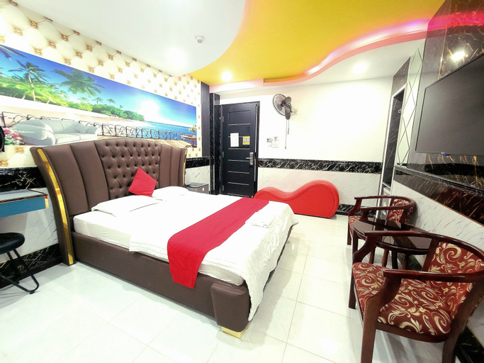 Bedroom 6