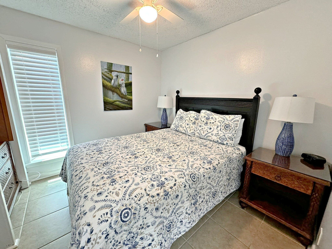 Bedroom 3, Island Shores, Baldwin
