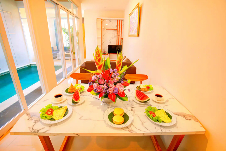 Food & Drinks, Villa Tentrem 1 Canggu 3 BR, Badung