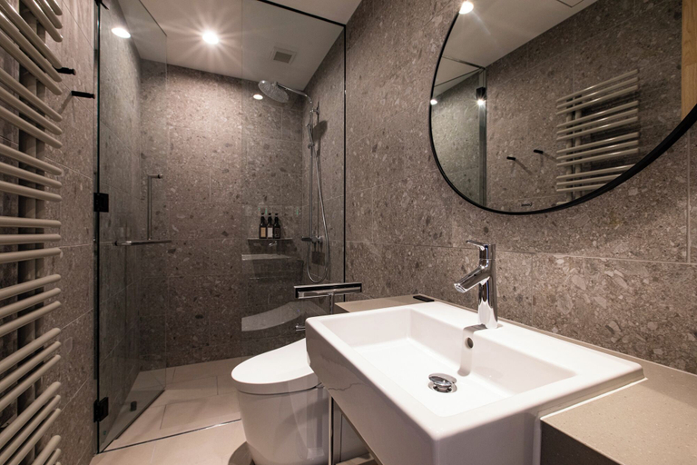 Bathroom 4, Dharma Niseko, Kutchan