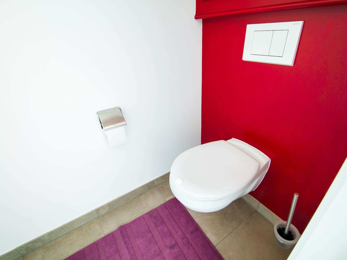 Bathroom 3, Holiday Home Viroinval for Seven Person, Namur