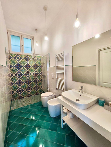 Bathroom 4, Residence Villa Giordano, Salerno