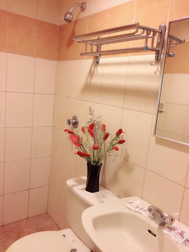 Bathroom, Hotel Millenium, Labuan