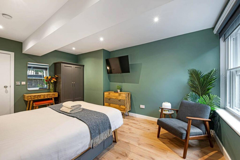 Bedroom 3, Host Apartments Catharine Quarters IV, Sefton