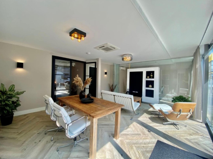 Living area, Beautiful Holiday Home Near sea in Katwijk, Katwijk
