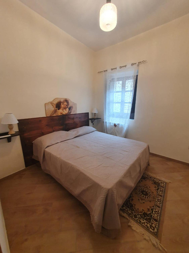 Others 2, B&B Castrum, Frosinone