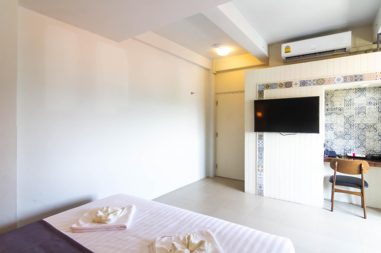 Bedroom 27