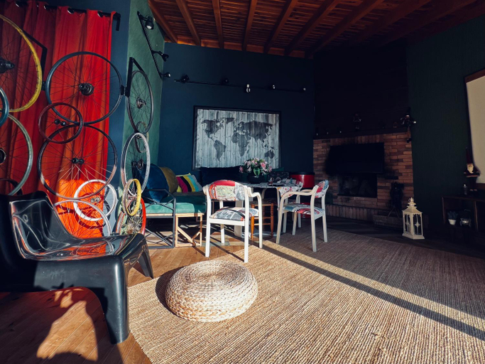 Food & Drinks, Pearl of Black Sea, Merkez
