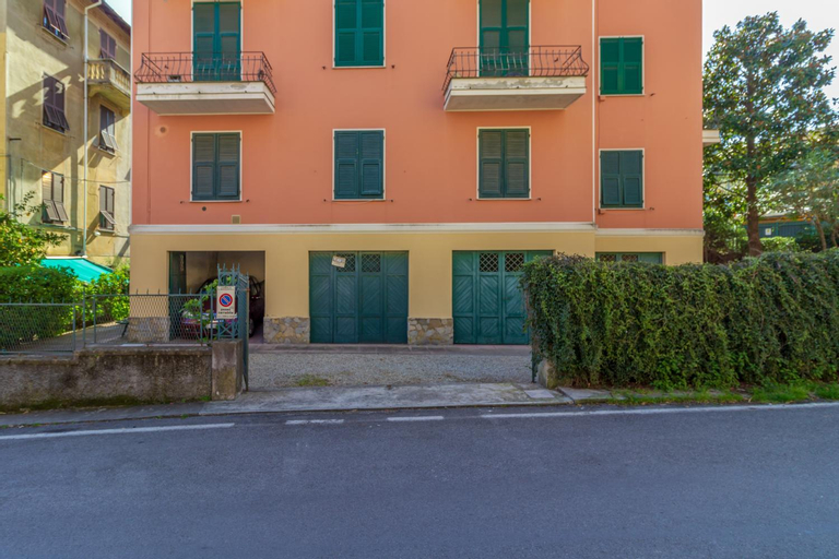 Casa Sara, Genova