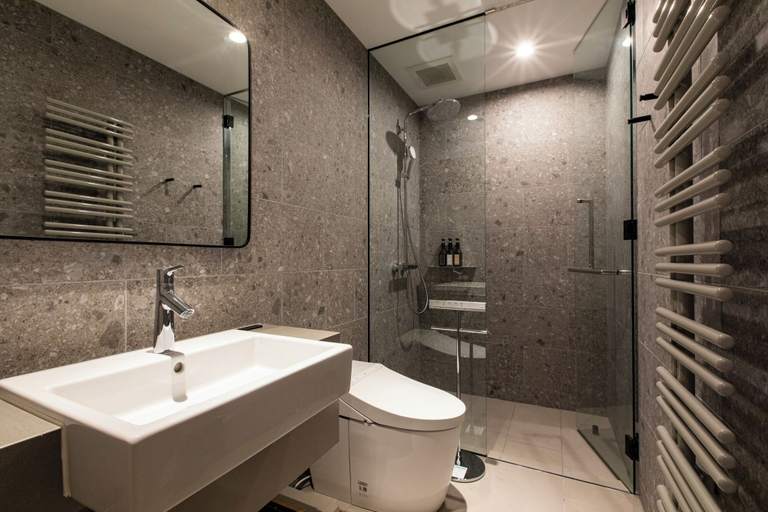 Bathroom 4, Dharma Niseko, Kutchan