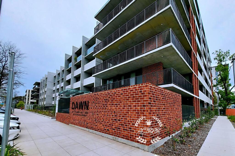 Exterior & Views 1, Modern new 1-bedroom apartment in Canberra City, Canberra