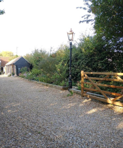 Others 2, The Lodge, Essex