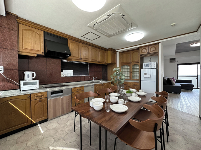 Luxes Hijiyama 601, Hiroshima