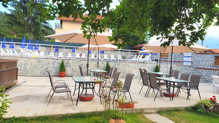 Food & Drinks 4, Чилковата Къща, Razlog
