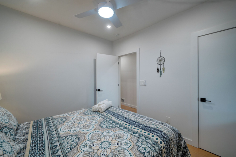 Bedroom 3, Atlas Hideaway Modern Retreat!, Pickens