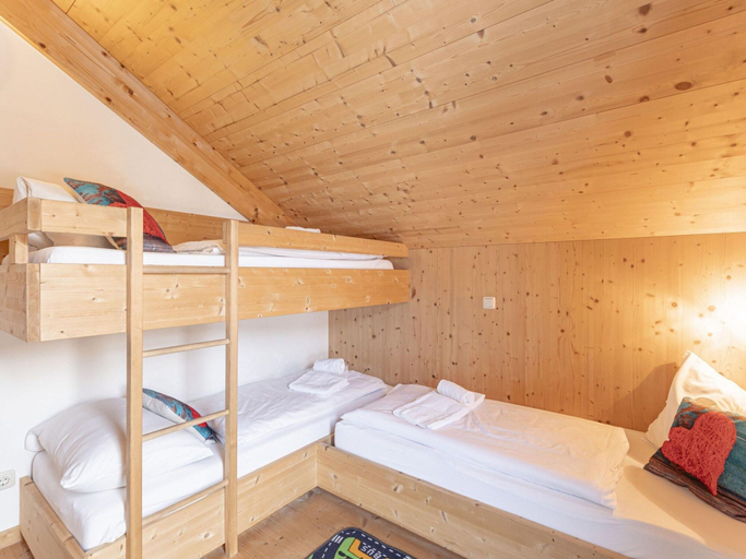Bedroom 5, Spacious Chalet With IR Sauna and Whirlpool, Murau