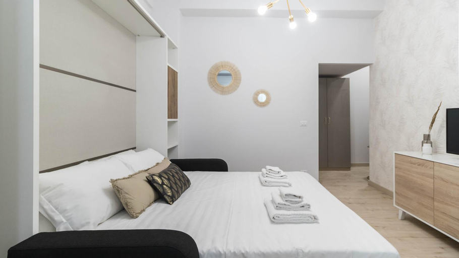 Bedroom 4, Gioberti 11, Milano