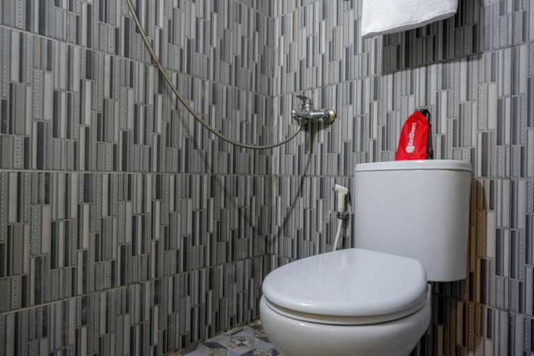 Bathroom 6