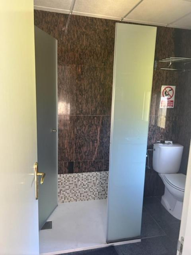 Bathroom 4, Villa Bimba, alojamiento con piscina y barbacoa, Pontevedra