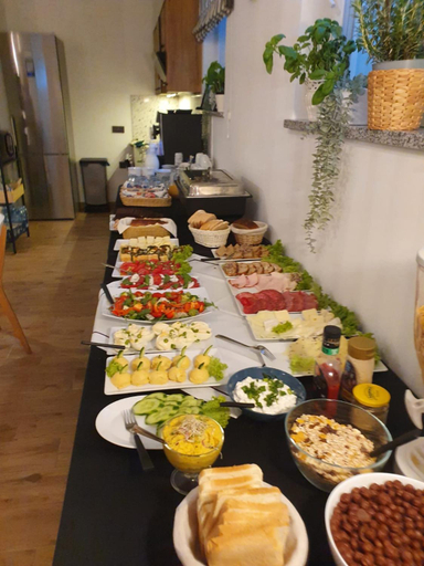 Food & Drinks 5, Villa Natura Rewa, Puck