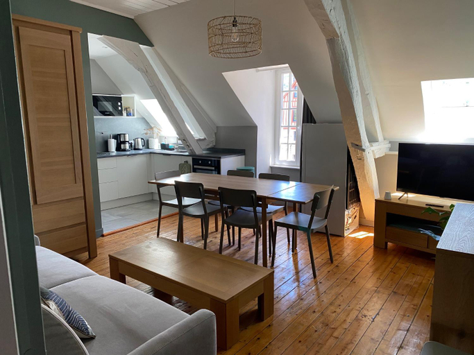 2, Studio 2 pers ou Appartement 4-7 pers Quartier Cathedrale, Saône-et-Loire