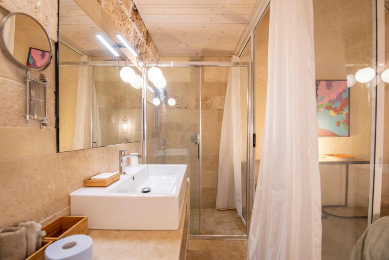 Bathroom 2, Villa Il Carrubo val di noto con piscina privata, Syracuse