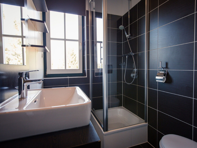 Bathroom, Studio apartment on Turracherhohe near lake, Murau