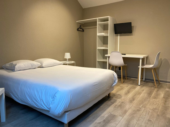 Others 2, Le Relais de la Gare, Jura