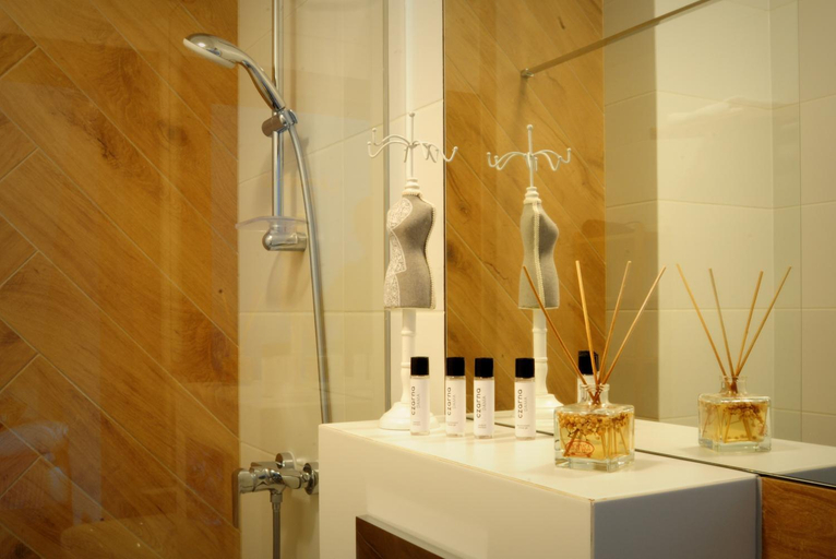 Bathroom 2, Czarna Dama Apartamenty, Puławy