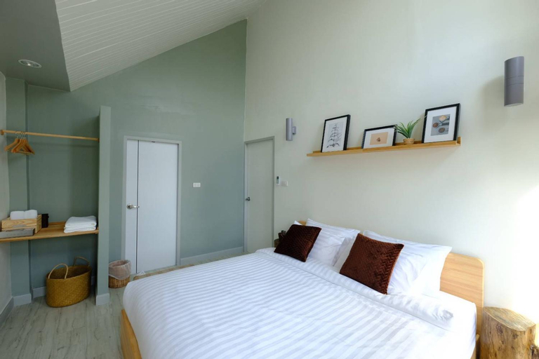 Bedroom 18