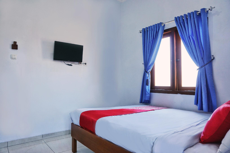 Bedroom 4, Hotel O Homiko, Pacitan