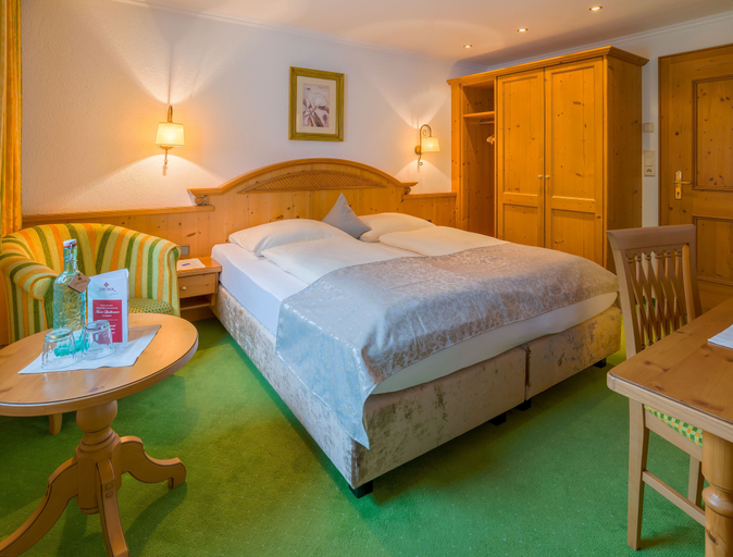 Bedroom 2, Hotel-Garni Jakober, Schwaz