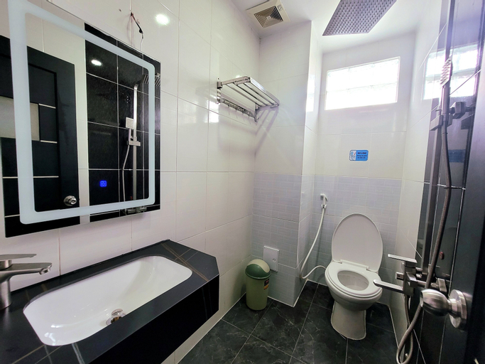Bathroom 2