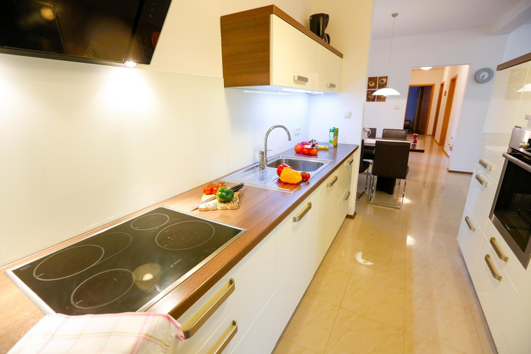 2, Villa Lavender's Breeze, Krk