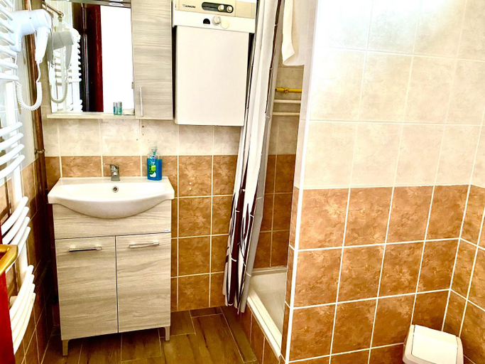 Bathroom 4, Ligetalja Spa and Thermal Hotel, Hajdúhadház