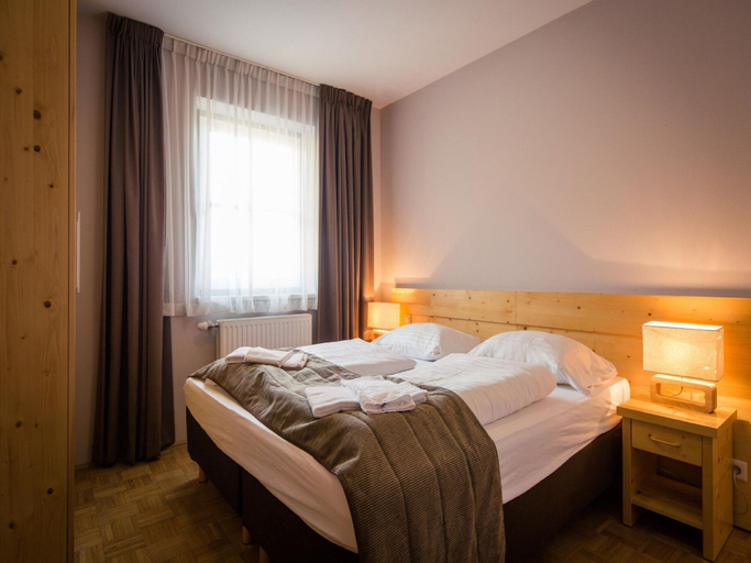 Bedroom, Studio apartment on Turracherhohe near lake, Murau