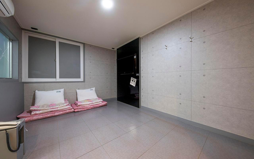 Bedroom 2, Miryang Mini Self check-in Motel, Miryang