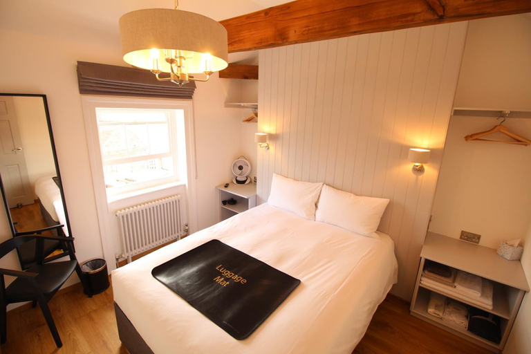 Bedroom 2, Number 8, Kent
