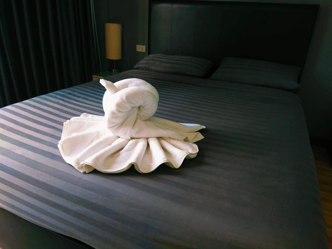 Others 2, Wixky hotel, Sang Khom