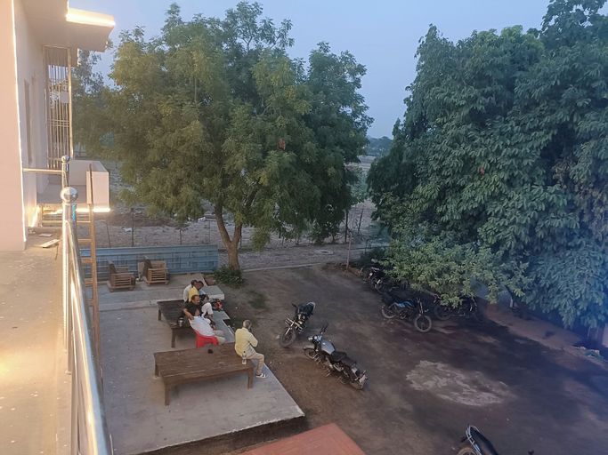 Others 5, Madhur Kunj Guest House Pick and Drop, Faizabad