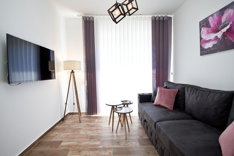 Others 4, IgMAN apartments Tivat