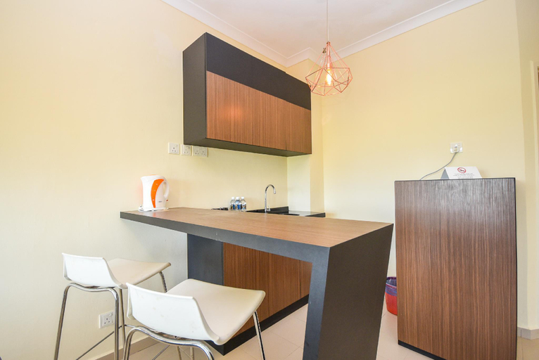 Dining Room 9