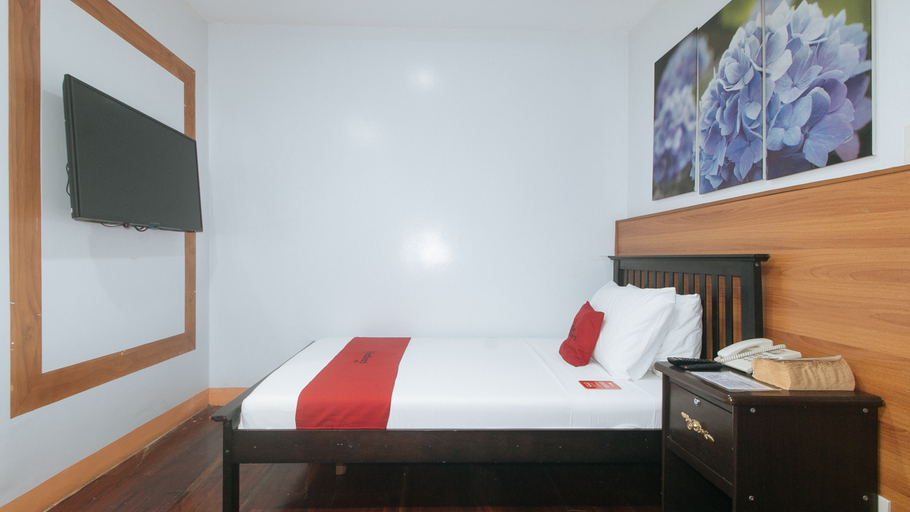 Bedroom 4, RedDoorz @ Nick Hotel Isabela, Alicia