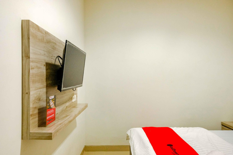 Bedroom 30