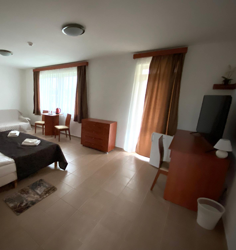 Bedroom 3, Ligetalja Spa and Thermal Hotel, Hajdúhadház