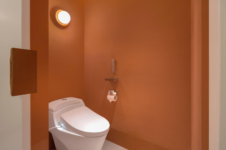 Bathroom 8