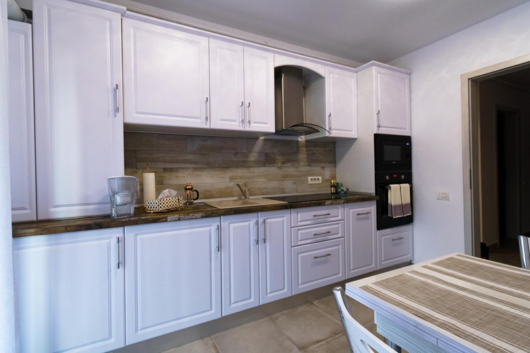 Others 4, KarpatenHaus | Transylvanian Apt. w/ lrg. terrace, Brasov
