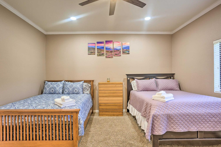 Bedroom 2, Yosemite Home with Deck Less Than 4 Mi to Bass Lake!, Madera
