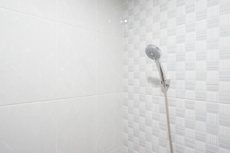 Bathroom 19